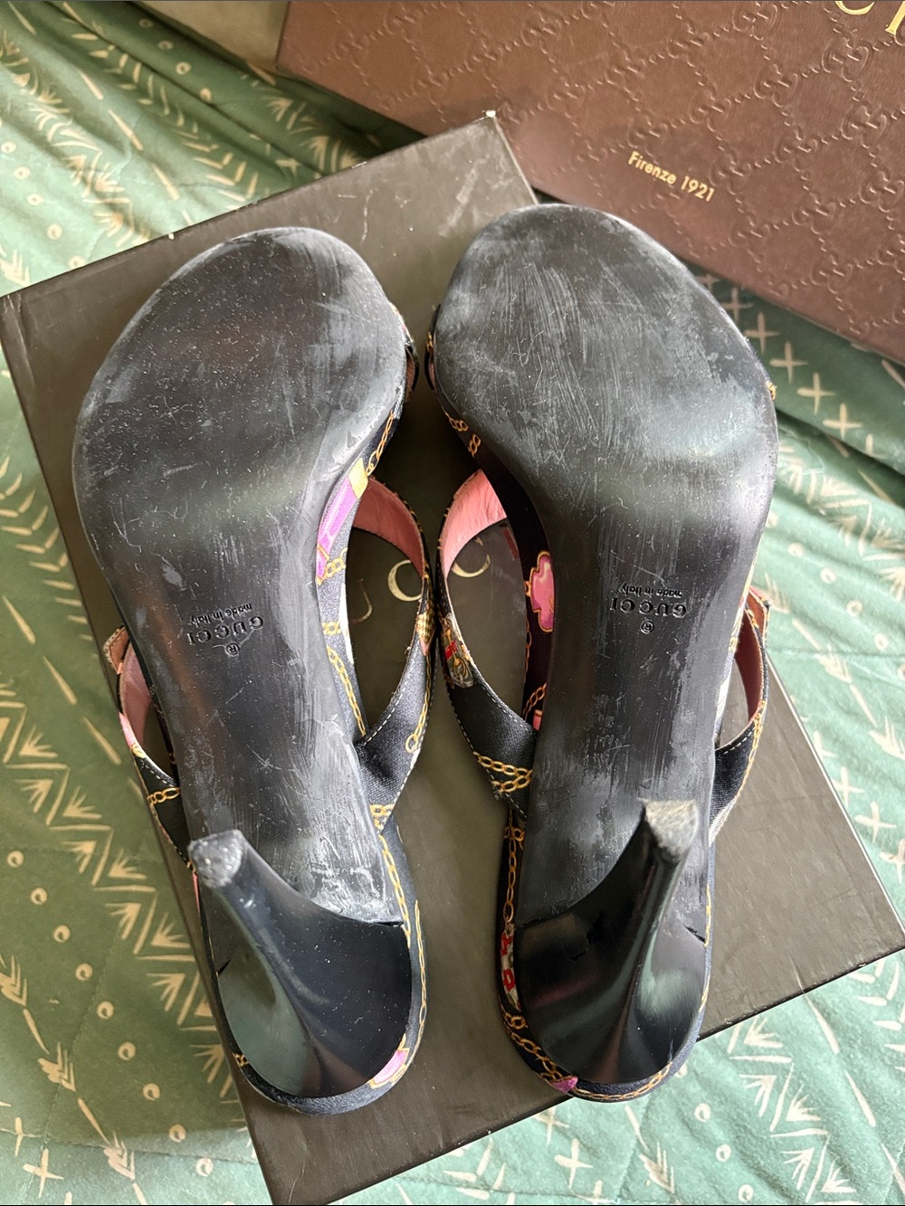Gorgeous Gucci Black Chain-Print Mules with Pink Footbed size 10.5 Sexy & Chic - Picture 6 of 11